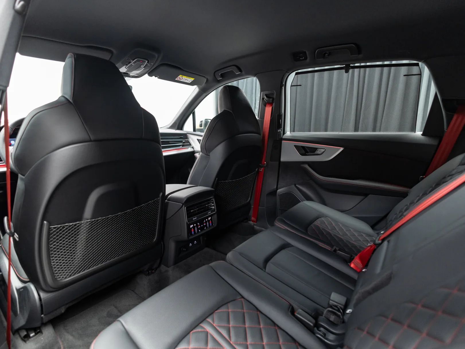 Audi Q7 55 TFSI quattro tiptronic II (4M) Рестайлинг 2, 2024 — экстерьер, фото 29