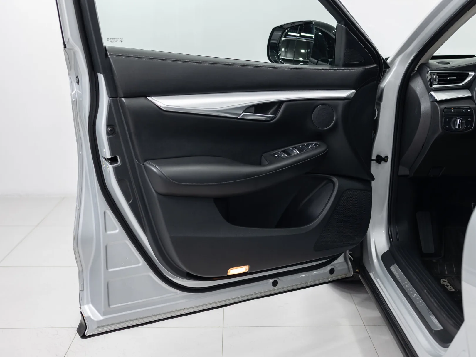 Infiniti QX50 Pure II, 2018 — экстерьер, фото 8