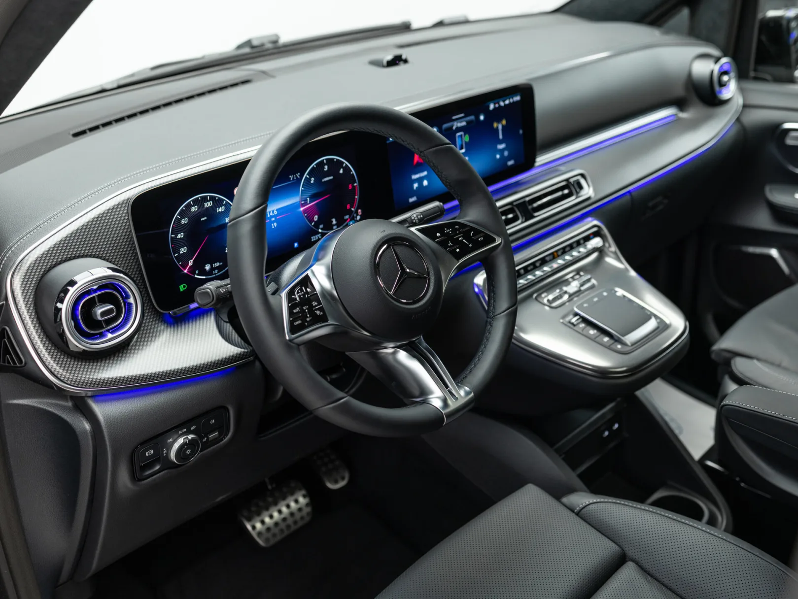 Mercedes-Benz V-Класс Exclusive AMG Line III (W447) Рестайлинг 2, 2026 — экстерьер, фото 12