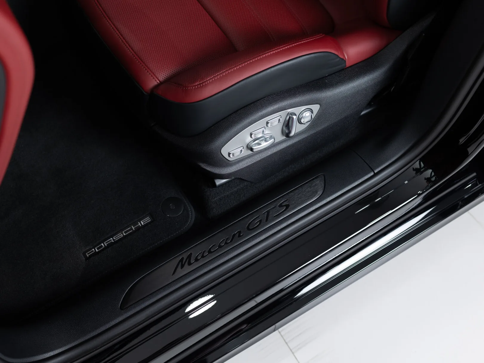 Porsche Macan GTS I Рестайлинг 2, 2023 — экстерьер, фото 11