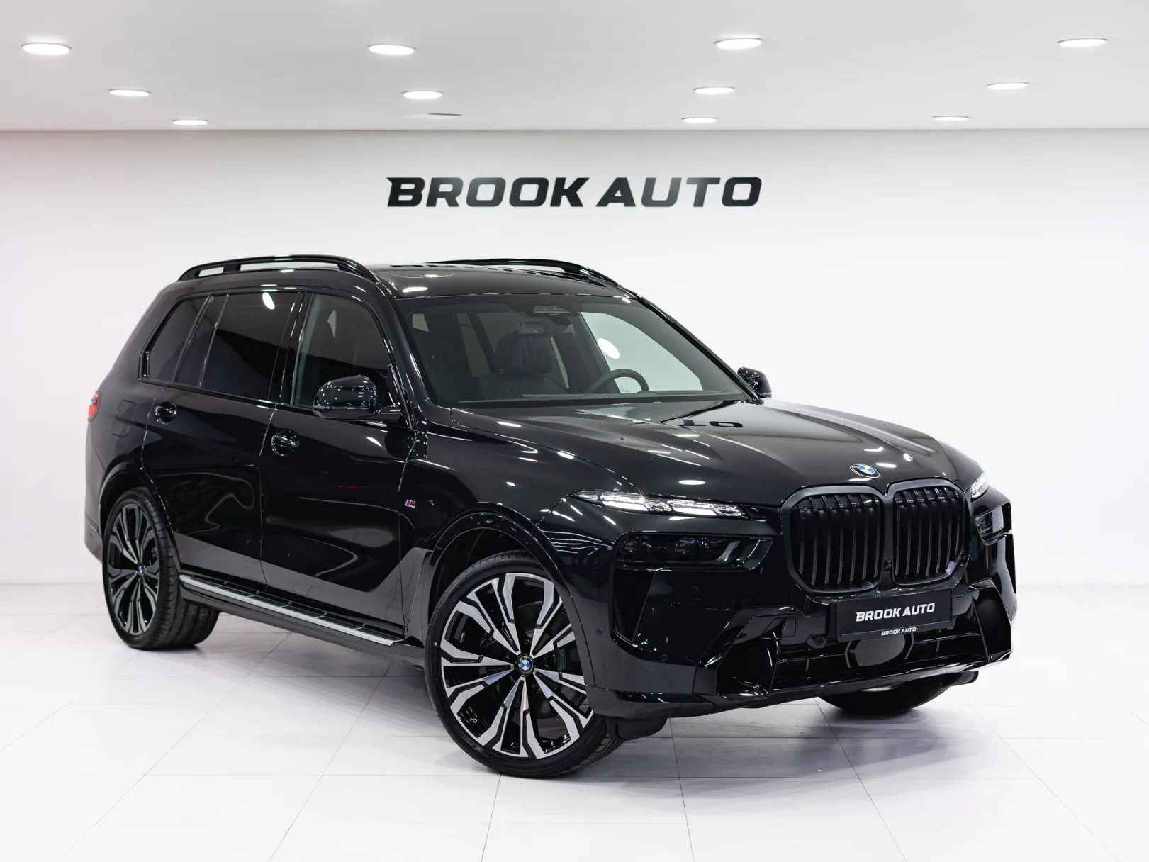 BMW X7 xDrive40d M Sport Pro I (G07) Рестайлинг, 2025 — экстерьер, фото 3