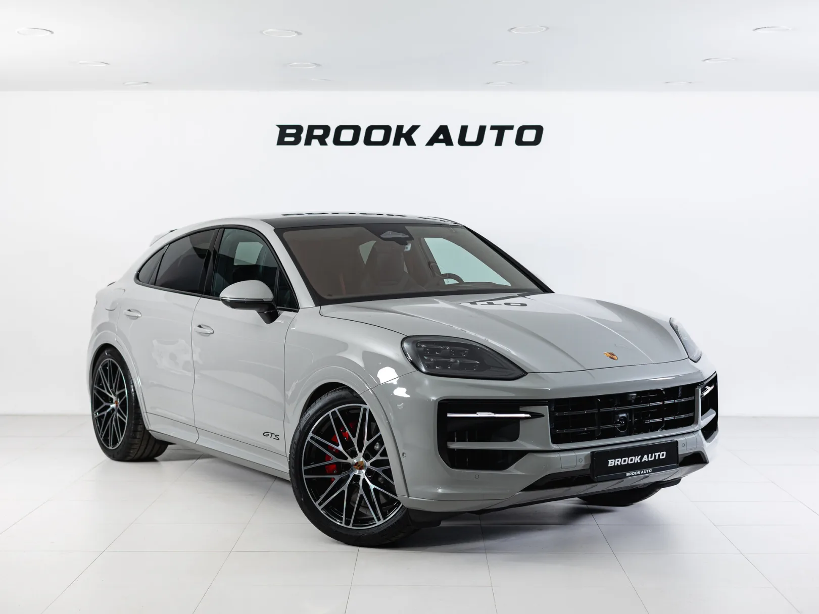 Porsche Cayenne GTS Coupé III Рестайлинг, 2026 — экстерьер, фото 3