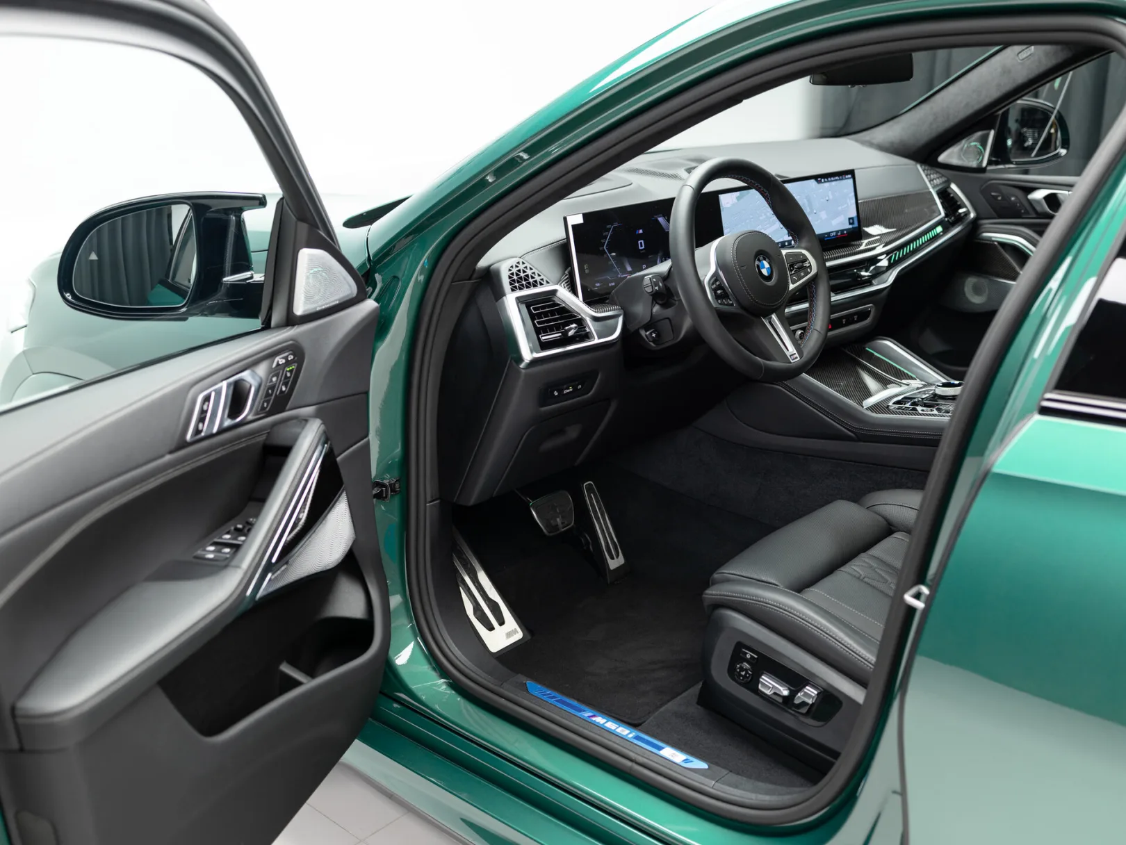 BMW X6 M60i III (G06) Рестайлинг, 2025 — экстерьер, фото 7
