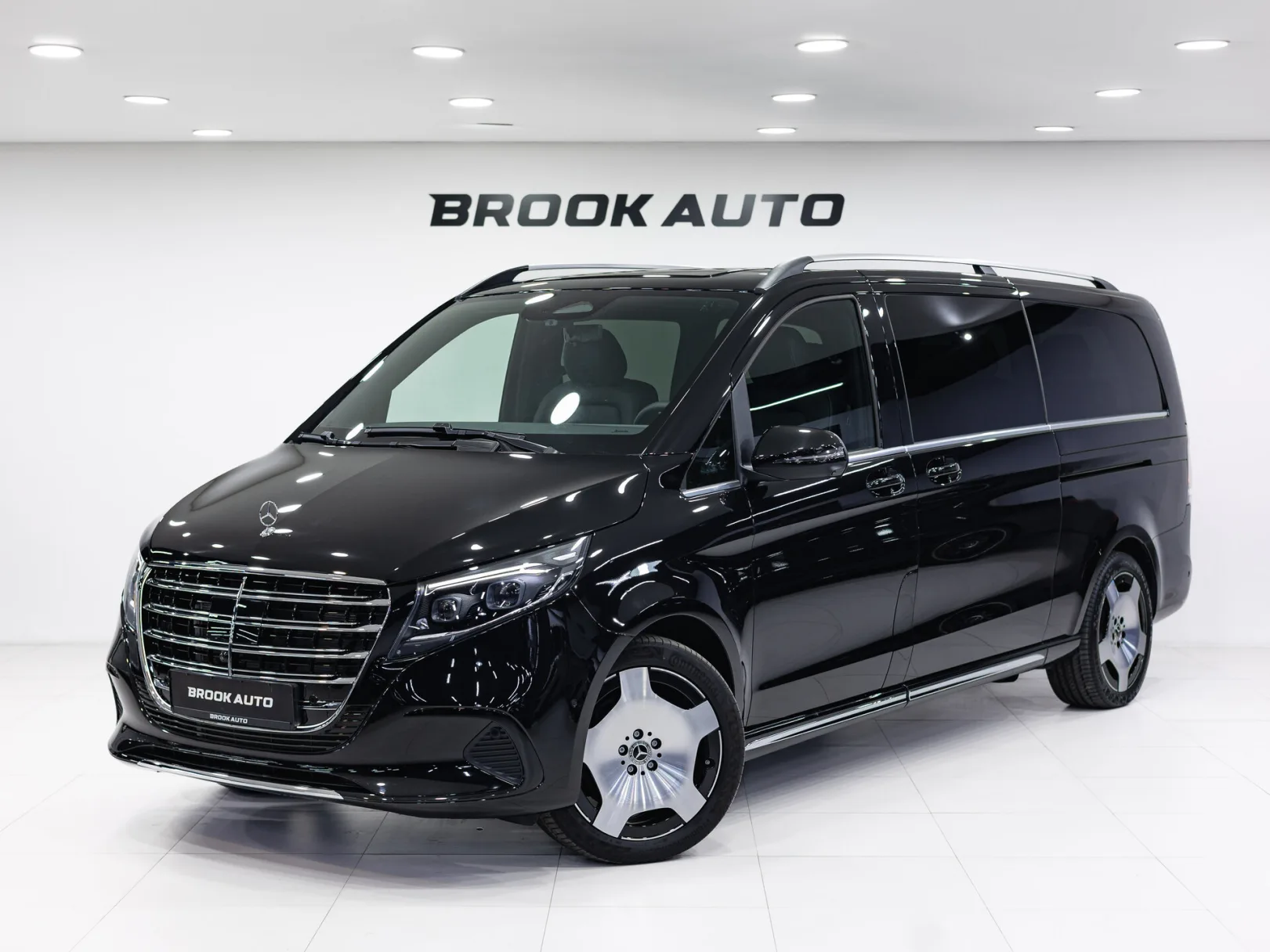 Mercedes-Benz V-Класс Exclusive III (W447) Рестайлинг 2, 2025 — экстерьер, фото 1