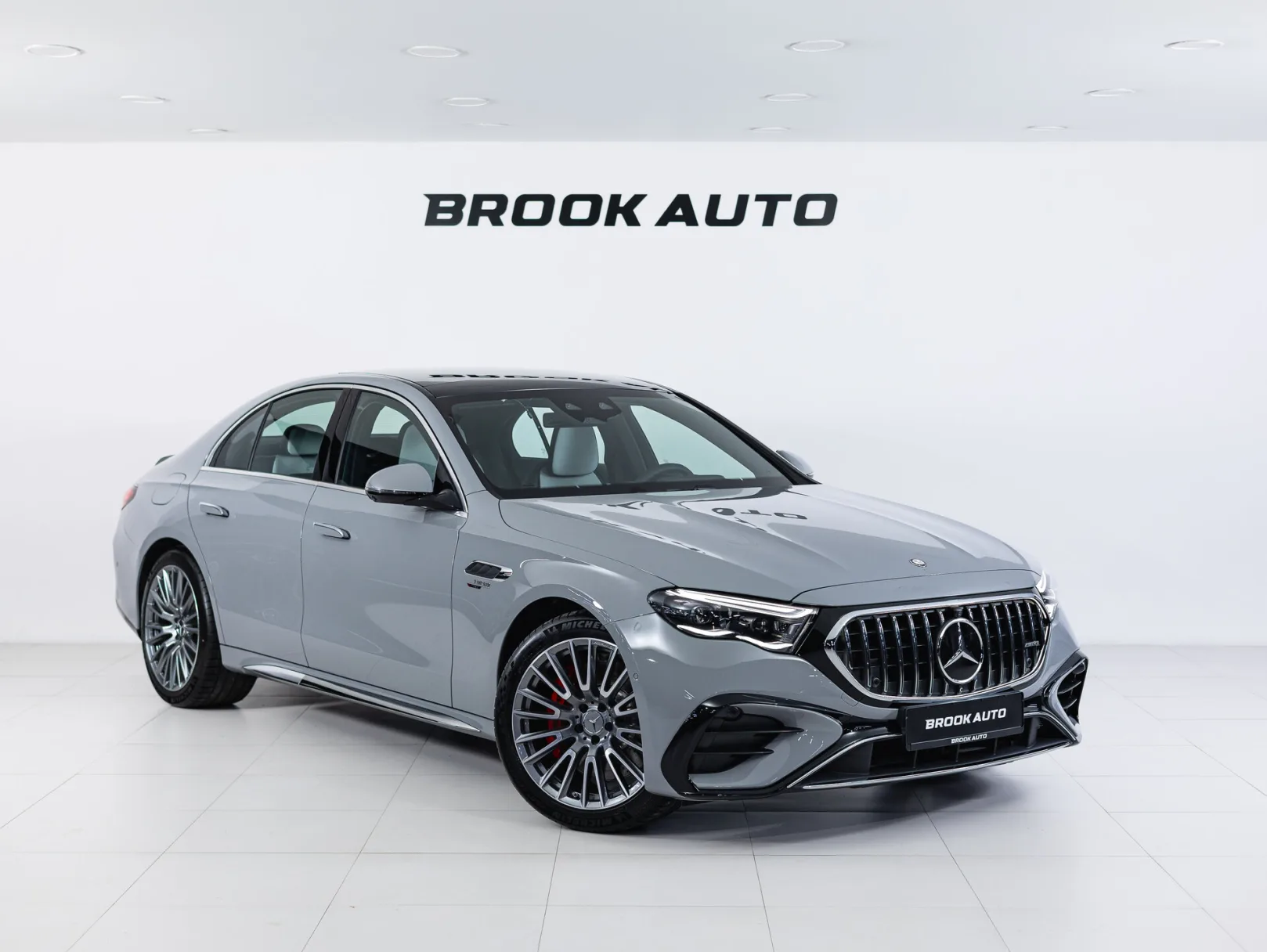 Mercedes-Benz E-Класс AMG E 53 4MATIC+ VI (W214), 2025 — экстерьер, фото 3