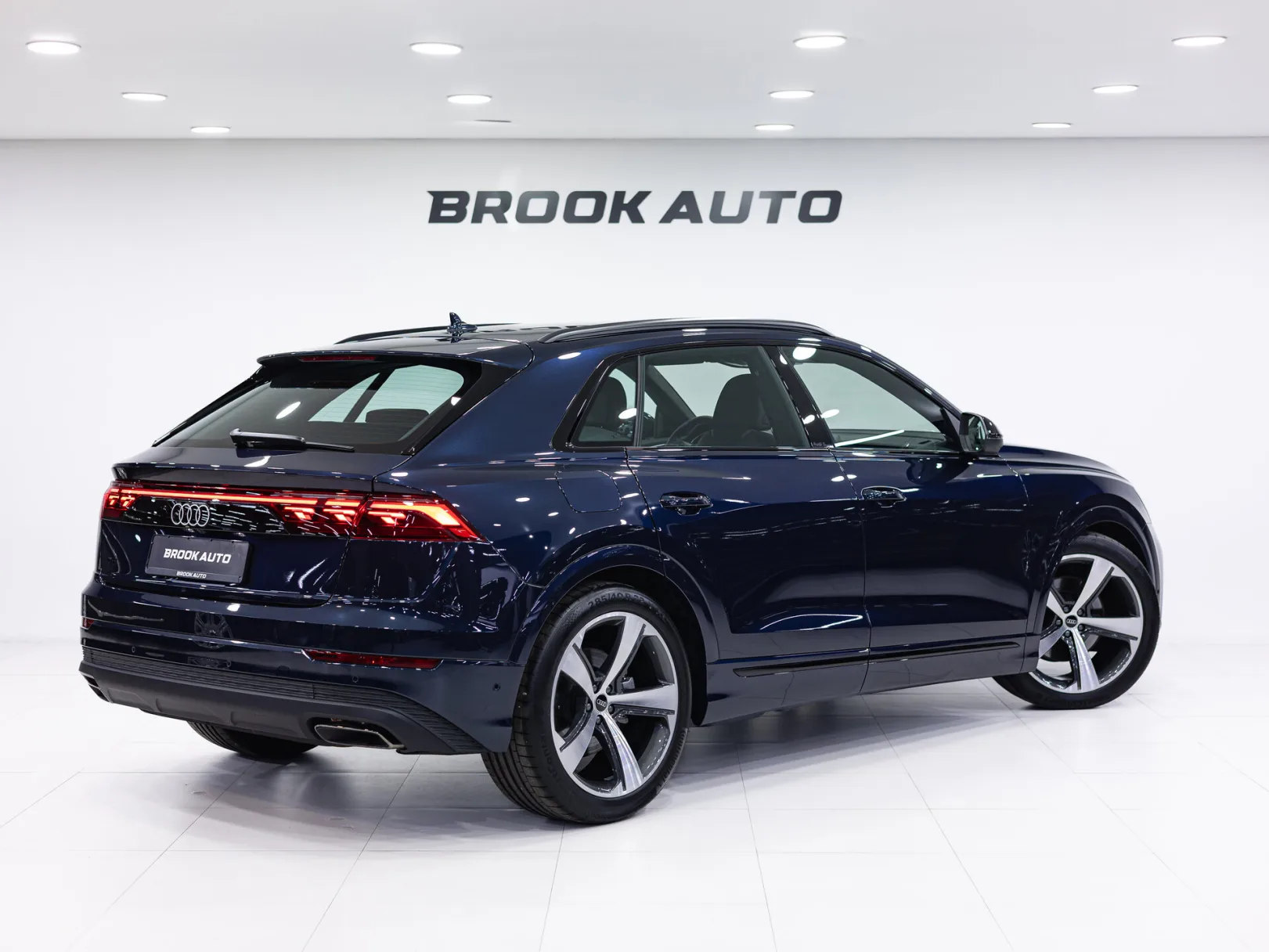 Audi Q8 55 TFSI I (4M) Рестайлинг, 2024 — экстерьер, фото 4