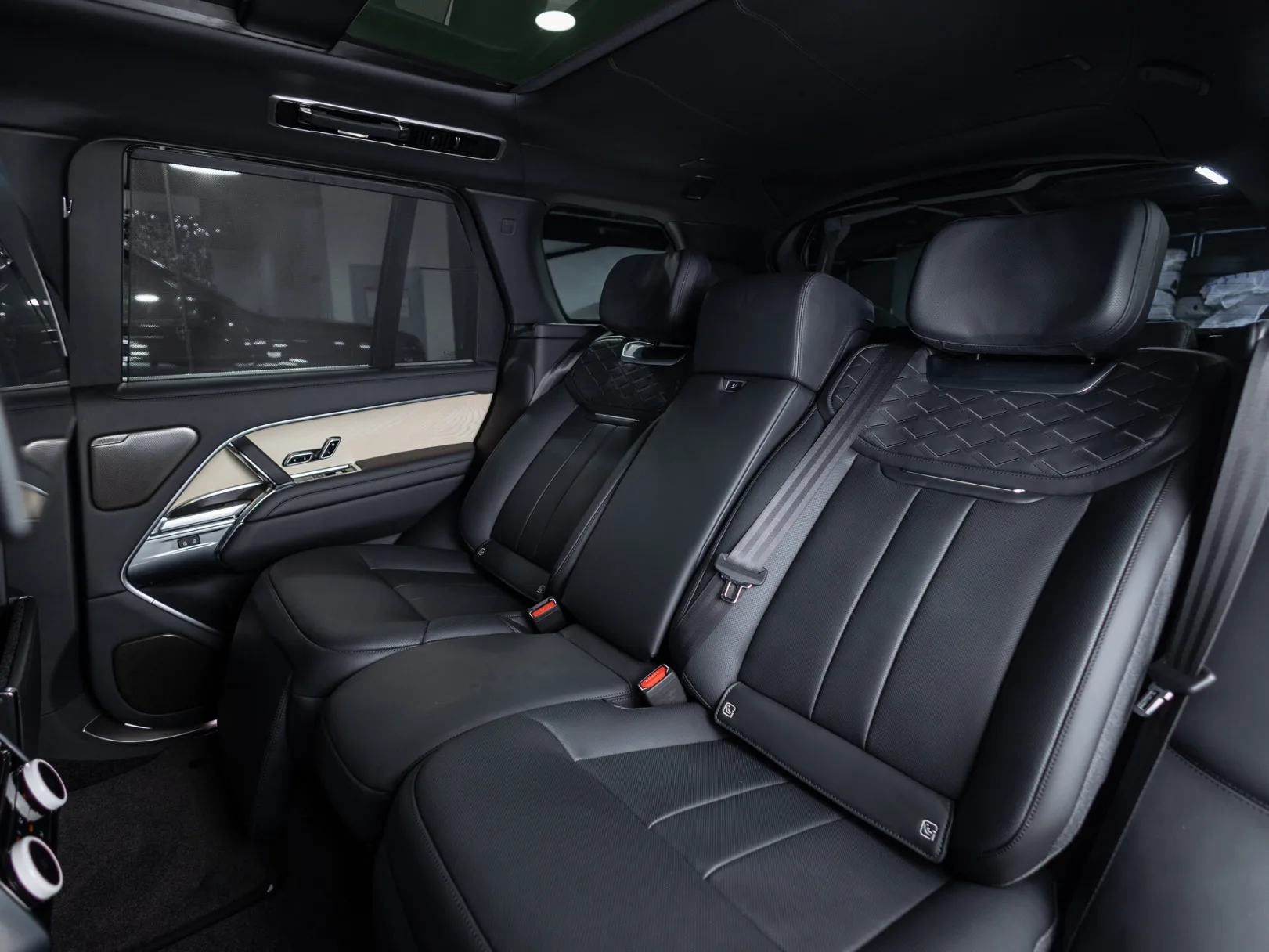 Land Rover Range Rover SV V, 2023 — экстерьер, фото 35