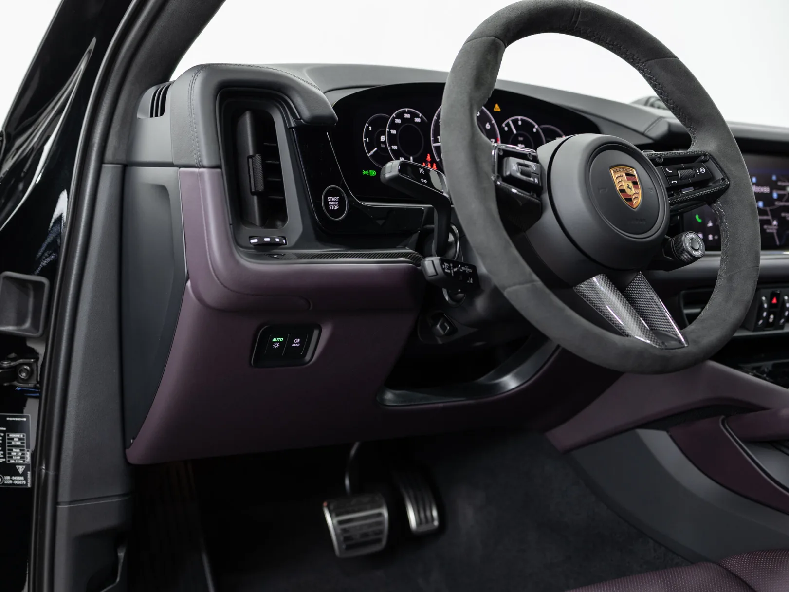 Porsche Cayenne GTS Coupé III Рестайлинг, 2026 — экстерьер, фото 14