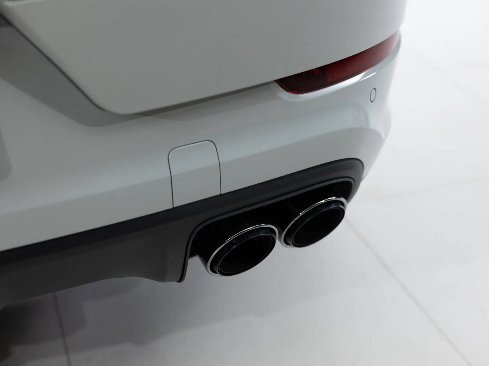 Porsche Cayenne Coupé III Рестайлинг, 2025 — экстерьер, фото 30