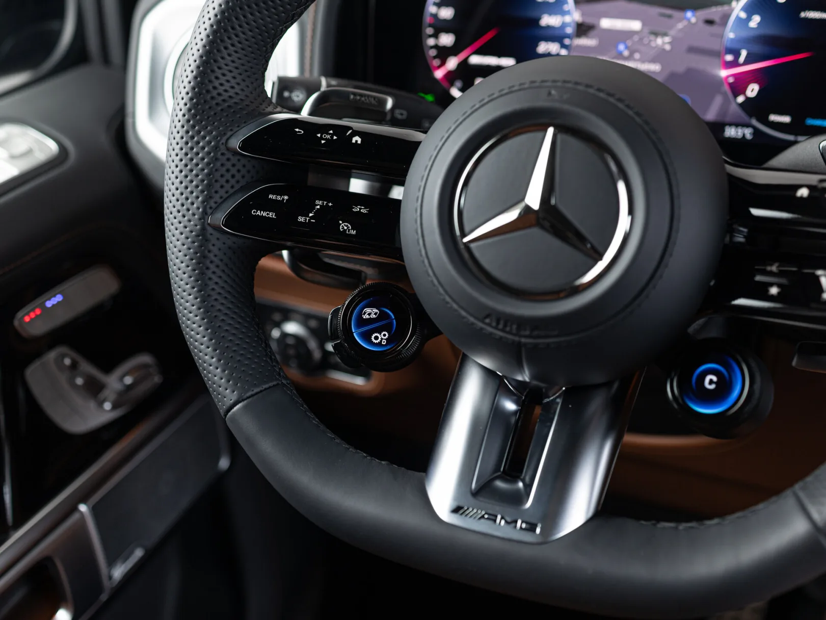 Mercedes-Benz G-Класс AMG G 63 II (W465) Рестайлинг, 2025 — экстерьер, фото 16