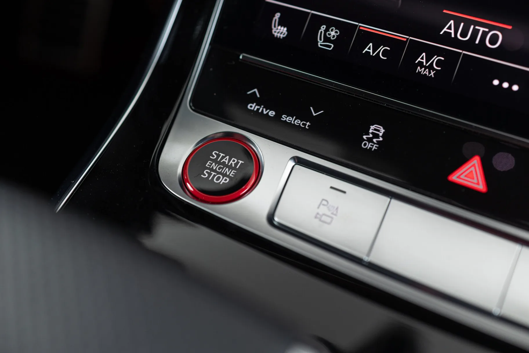 Audi RS Q8 TFSI I, 2023 — экстерьер, фото 28