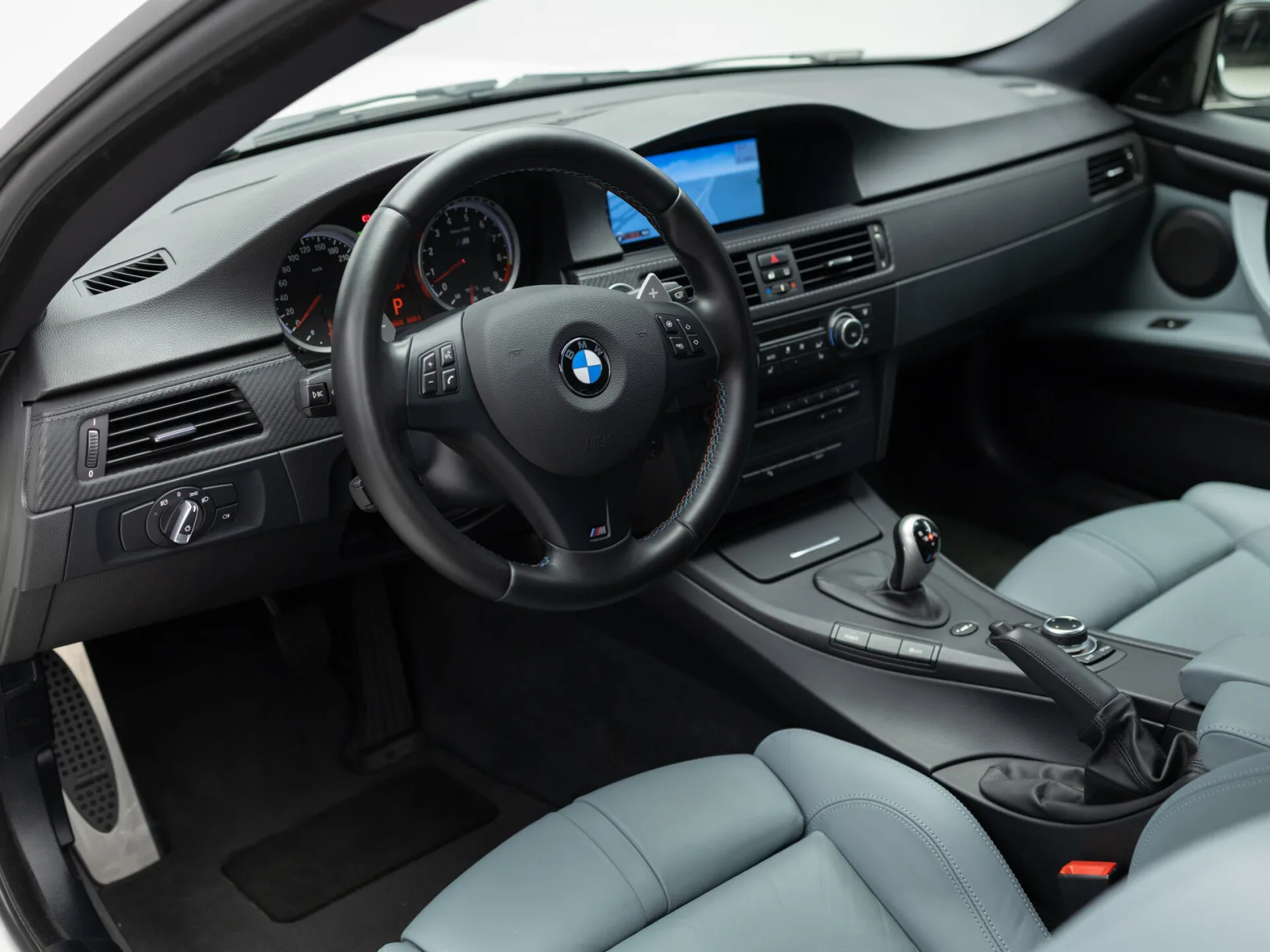 BMW M3 IV (E90), 2013 — экстерьер, фото 10