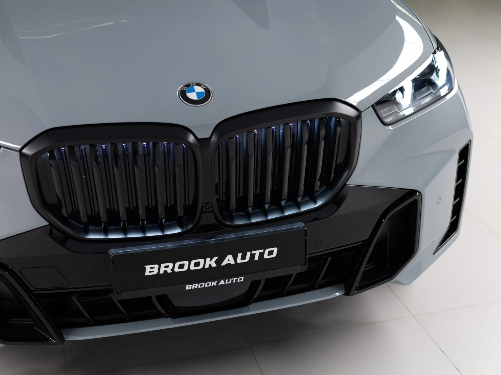 BMW X5 xDrive30d M Sport Pro IV (G05/G18) Рестайлинг, 2026 — экстерьер, фото 30
