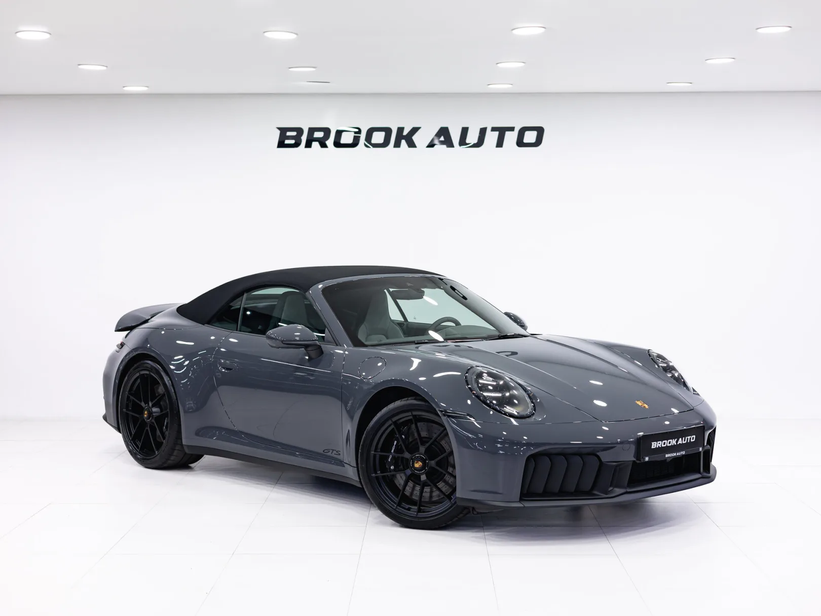 Porsche 911 Carrera 4 GTS VIII (992) Рестайлинг, 2025 — экстерьер, фото 6