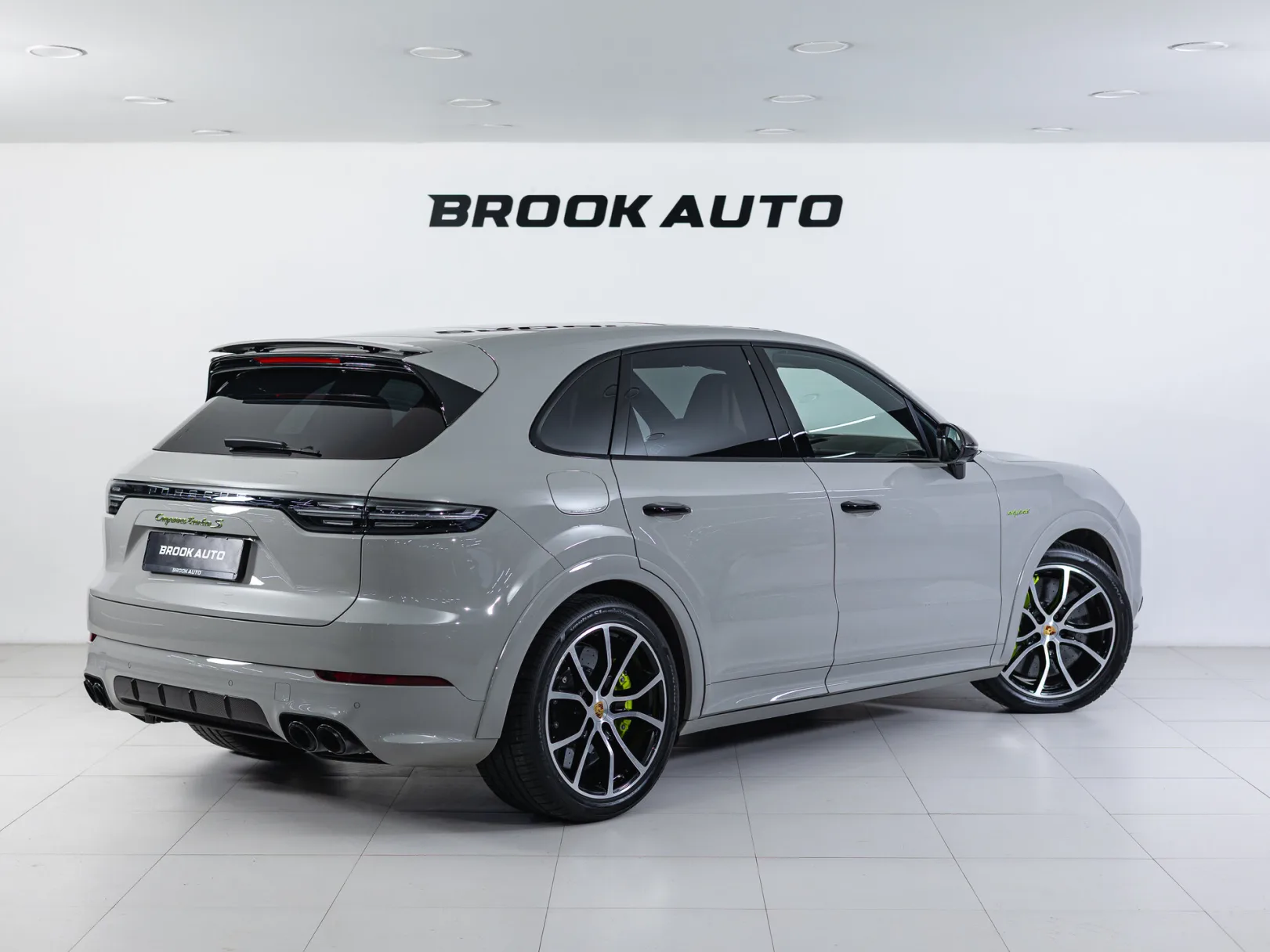 Porsche Cayenne Turbo S E-Hybrid III, 2020 — экстерьер, фото 6