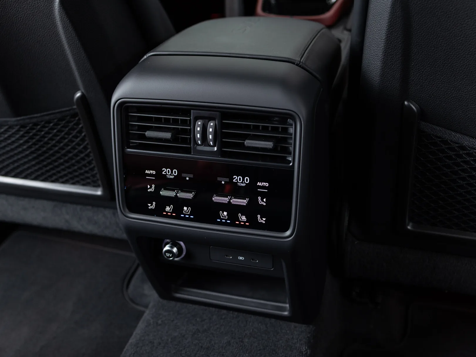 Porsche Cayenne GTS III Рестайлинг, 2024 — экстерьер, фото 30