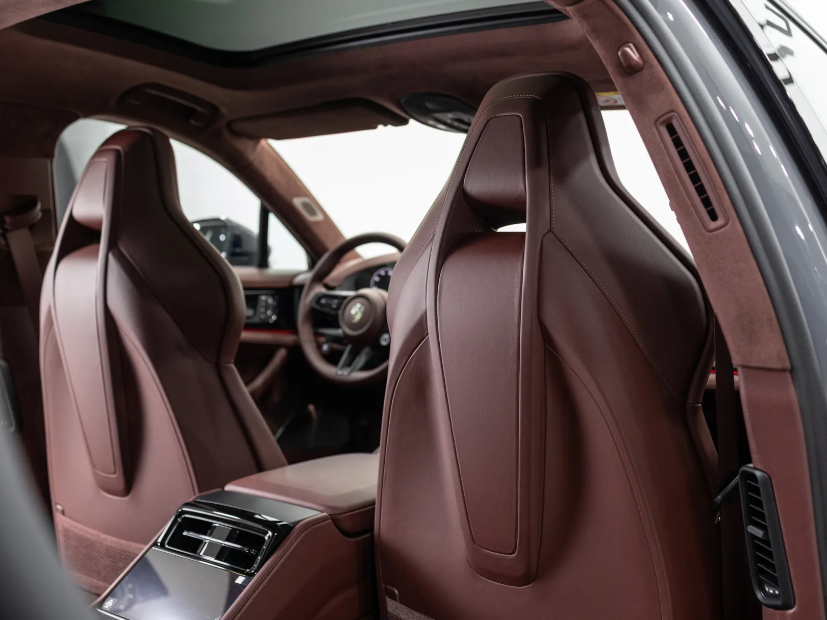 Porsche Panamera Turbo S E-Hybrid III, 2026 — экстерьер, фото 30