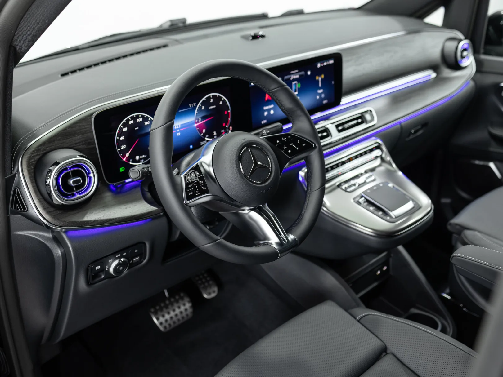 Mercedes-Benz V-Класс Exclusive III (W447) Рестайлинг 2, 2026 — экстерьер, фото 11