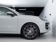 Porsche Cayenne Coupé III Рестайлинг, 2024 — экстерьер, фото 31