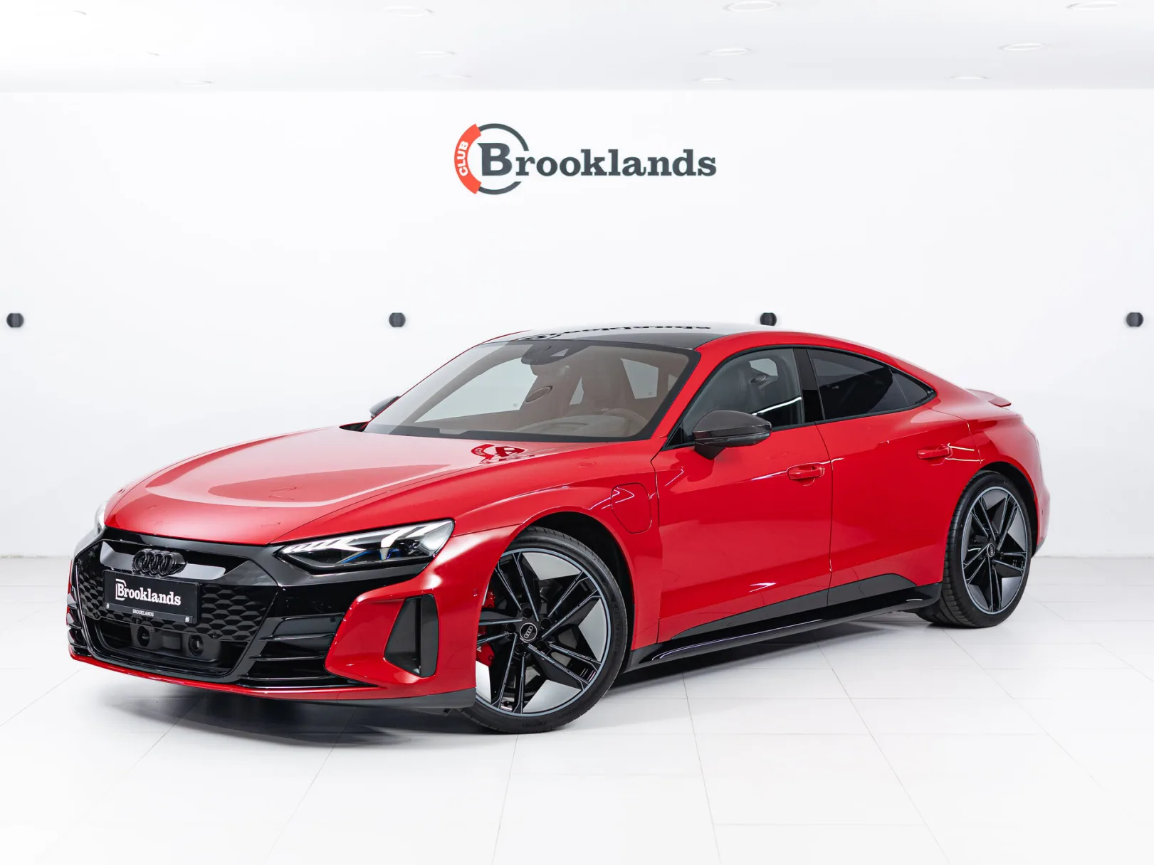 Audi RS e-tron GT quattro I, 2021 — экстерьер, фото 1