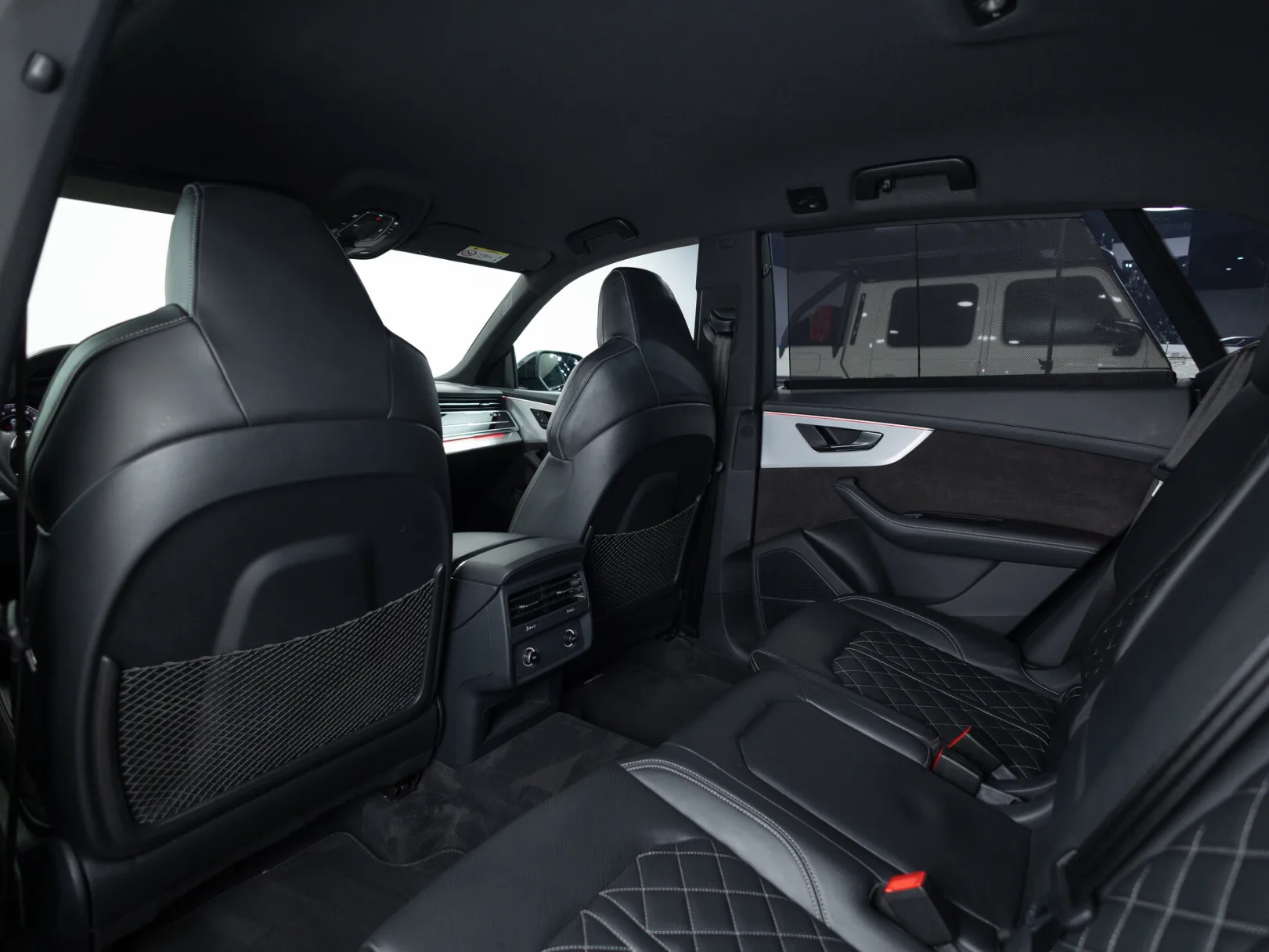 Audi Q8 Sport 55 TFSI I (4M), 2020 — экстерьер, фото 26