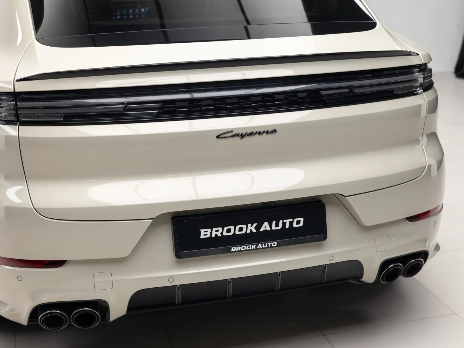 Porsche Cayenne Coupé III Рестайлинг, 2024 — экстерьер, фото 36