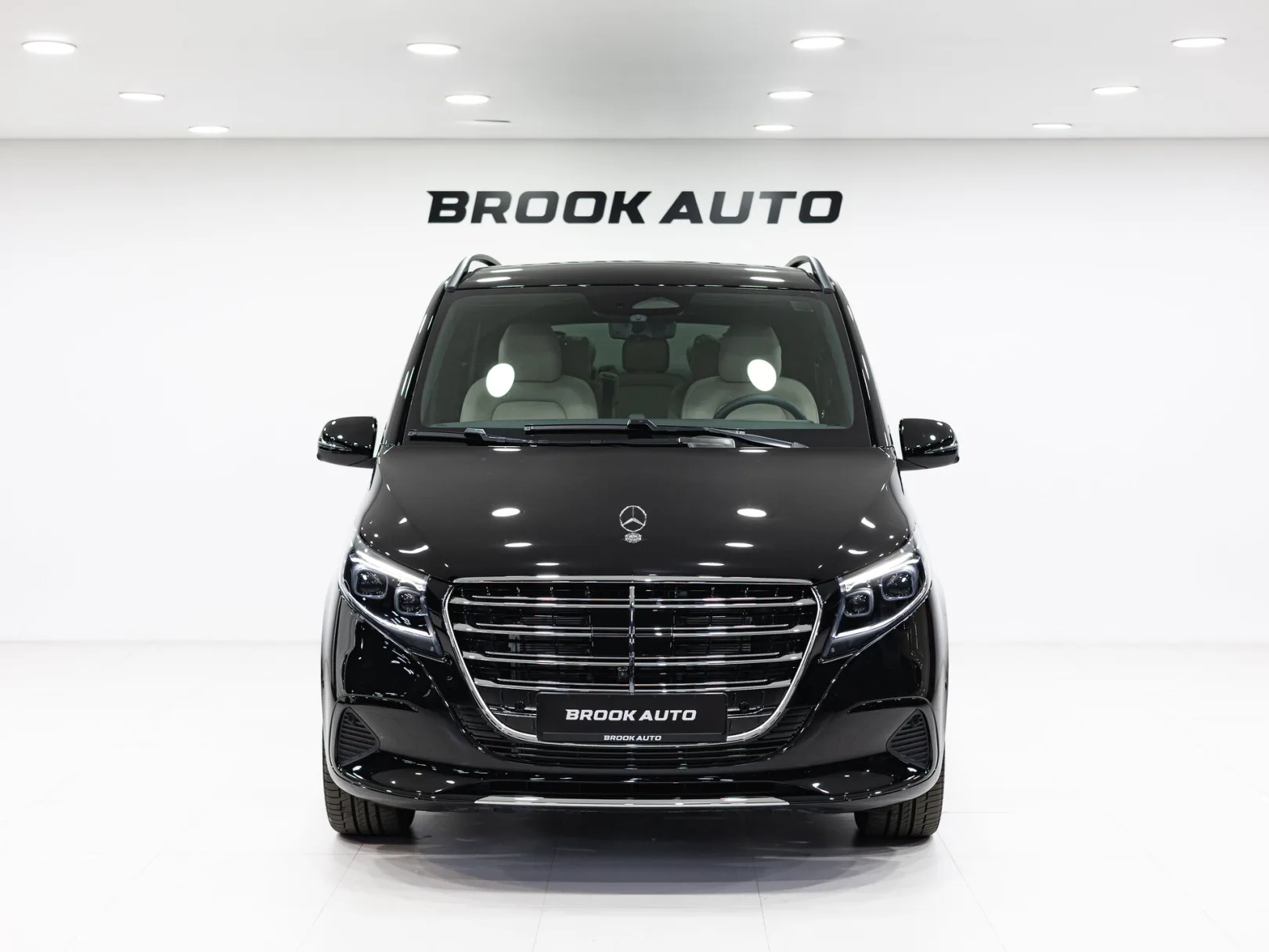 Mercedes-Benz V-Класс Exclusive III (W447) Рестайлинг 2, 2026 — экстерьер, фото 2