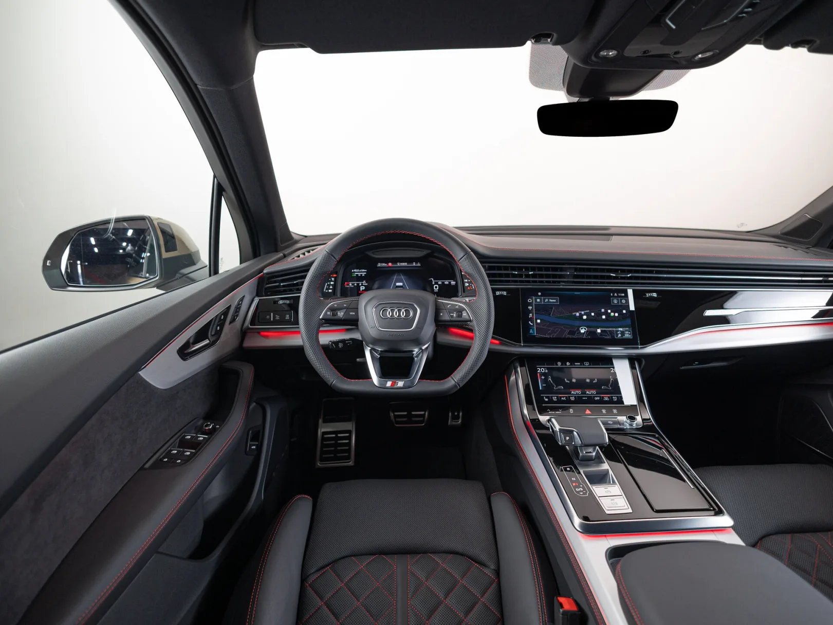 Audi Q7 55 TFSI quattro tiptronic II (4M) Рестайлинг 2, 2024 — экстерьер, фото 12