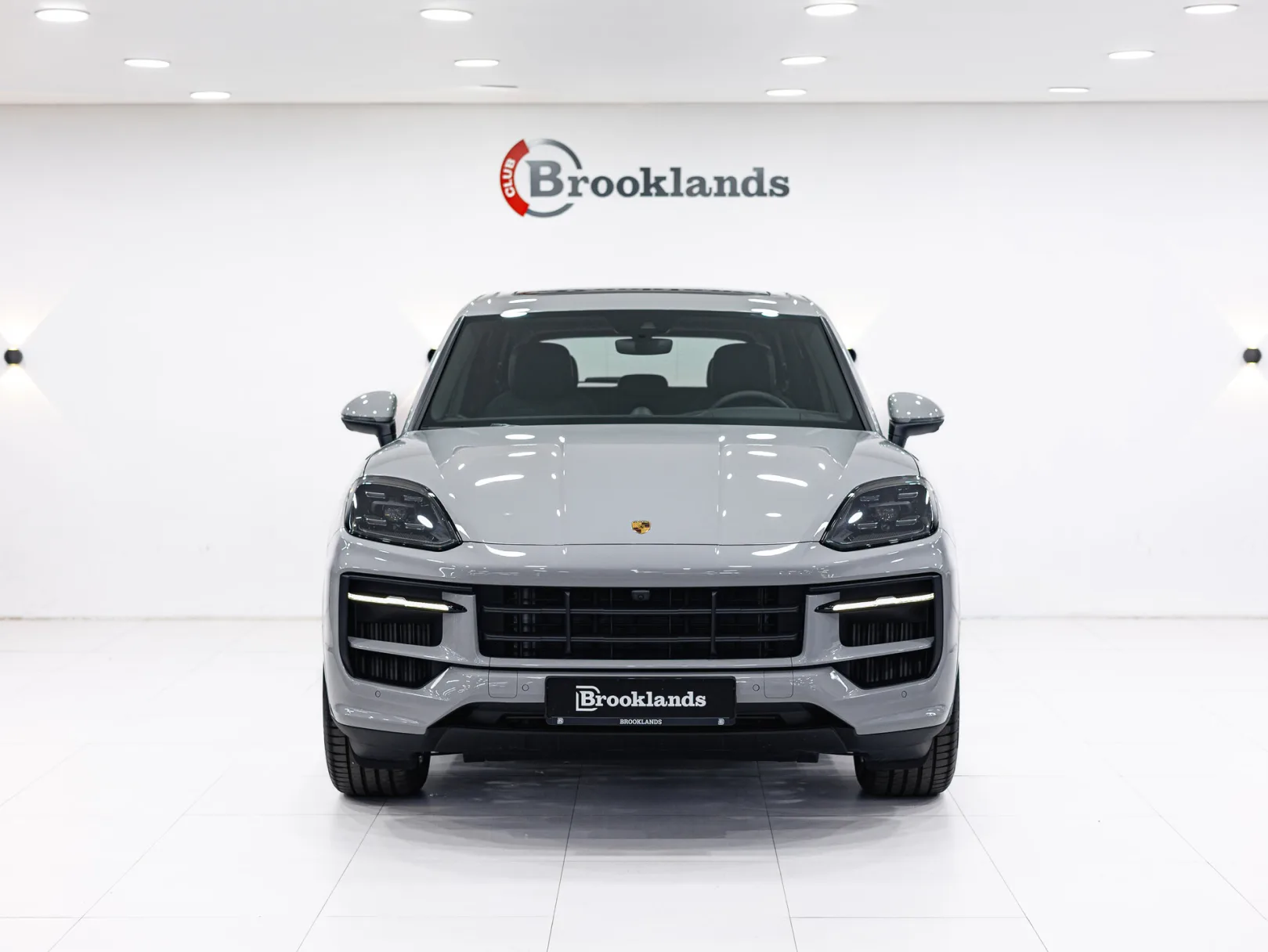 Porsche Cayenne Базовая III Рестайлинг, 2025 — экстерьер, фото 2