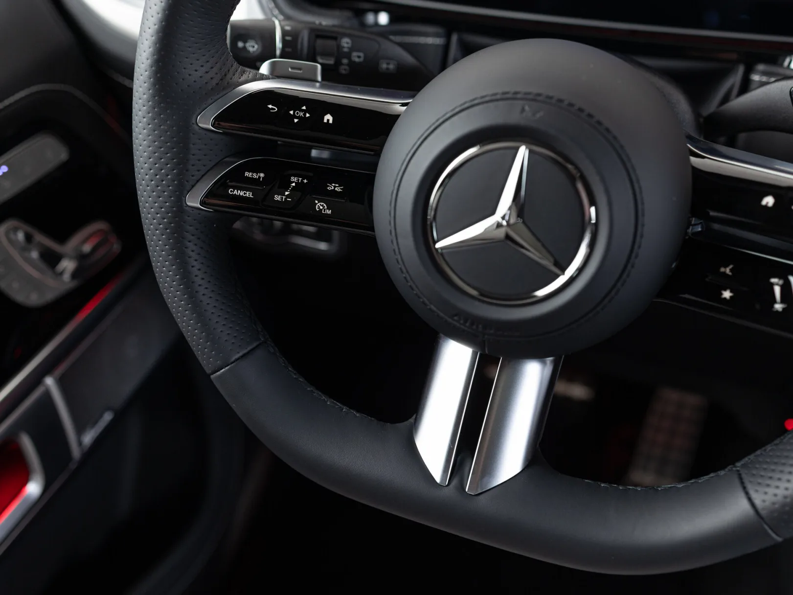 Mercedes-Benz G-Класс G 450 d AMG Line III (W465) Рестайлинг, 2024 — экстерьер, фото 17