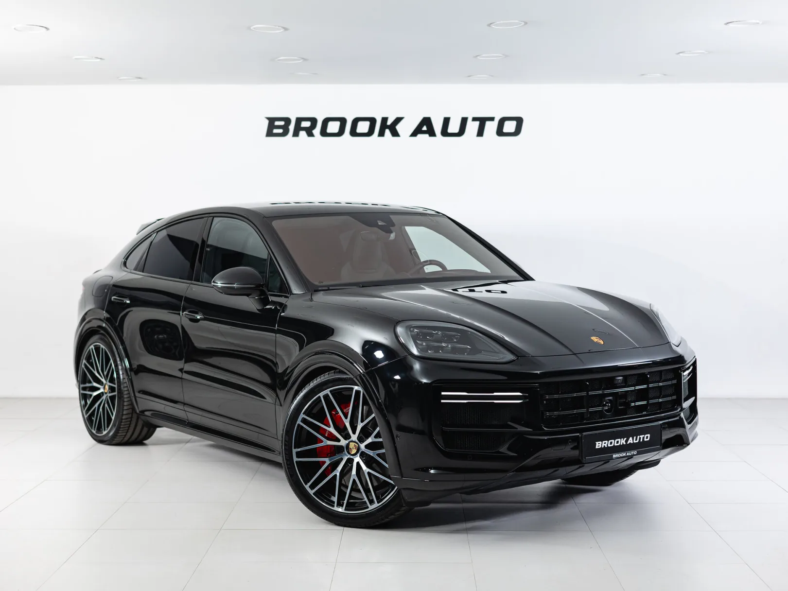 Porsche Cayenne Turbo E-Hybrid Coupé III Рестайлинг, 2024 — экстерьер, фото 3