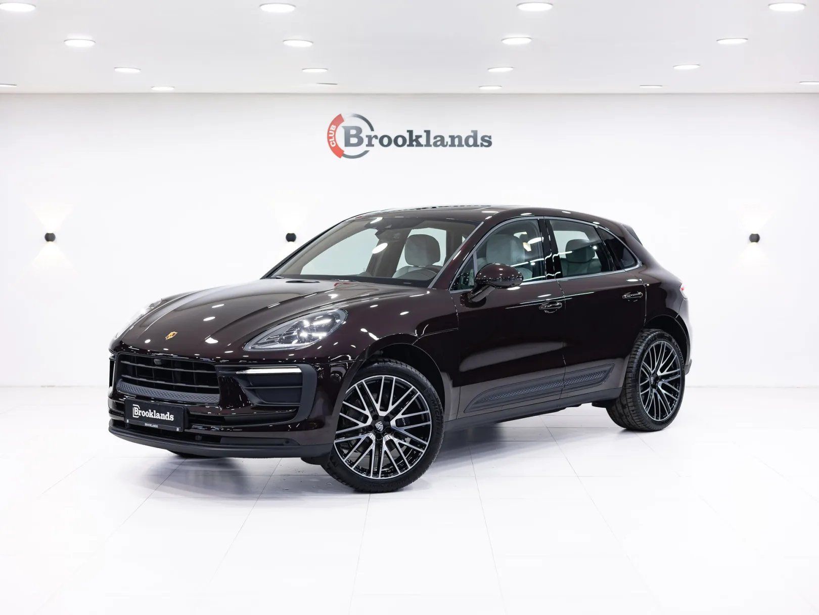 Porsche Macan Базовая I Рестайлинг 2, 2024 — экстерьер, фото 1