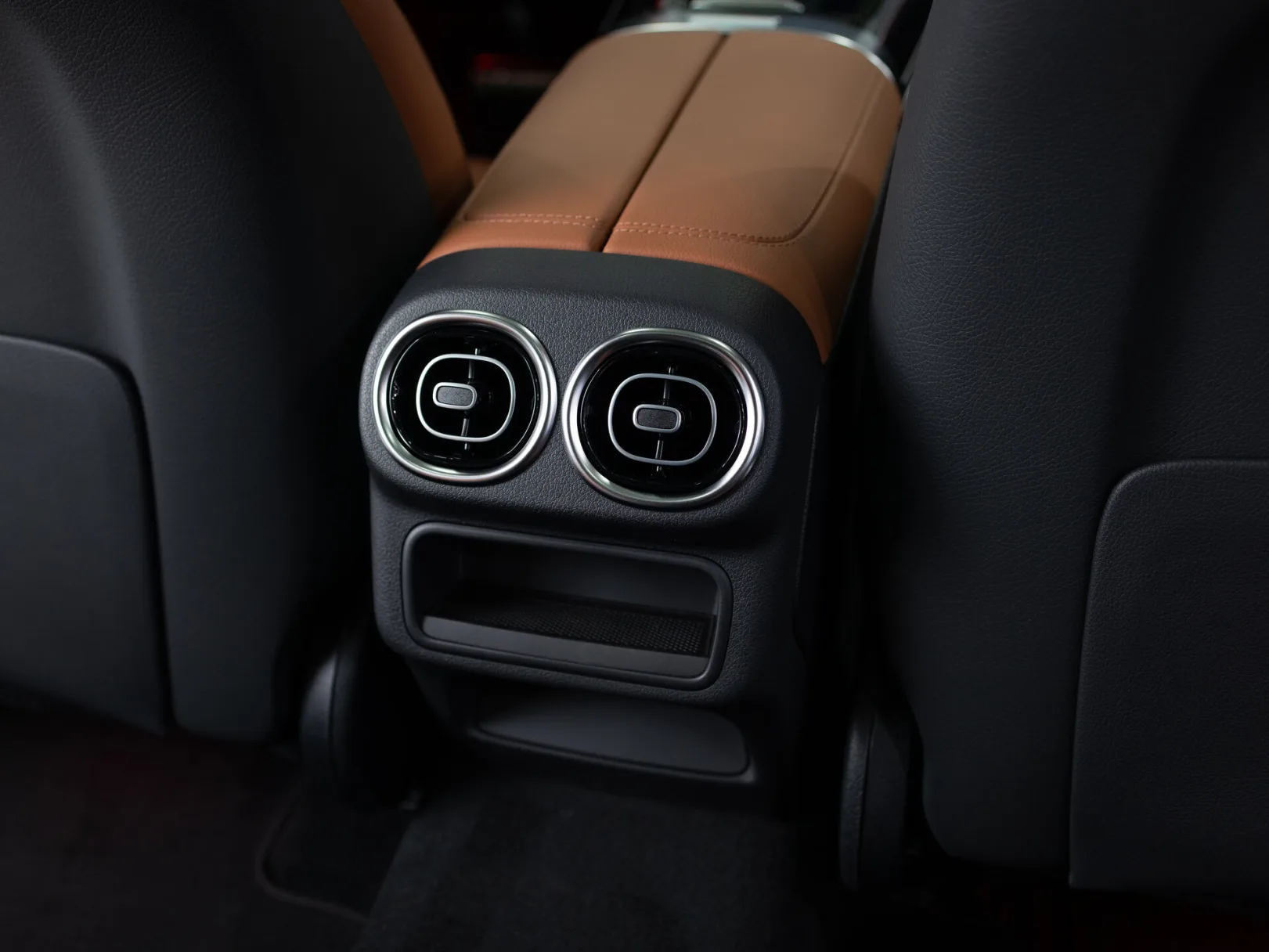 Mercedes-Benz GLC 300 4MATIC II (X254), 2025 — экстерьер, фото 30