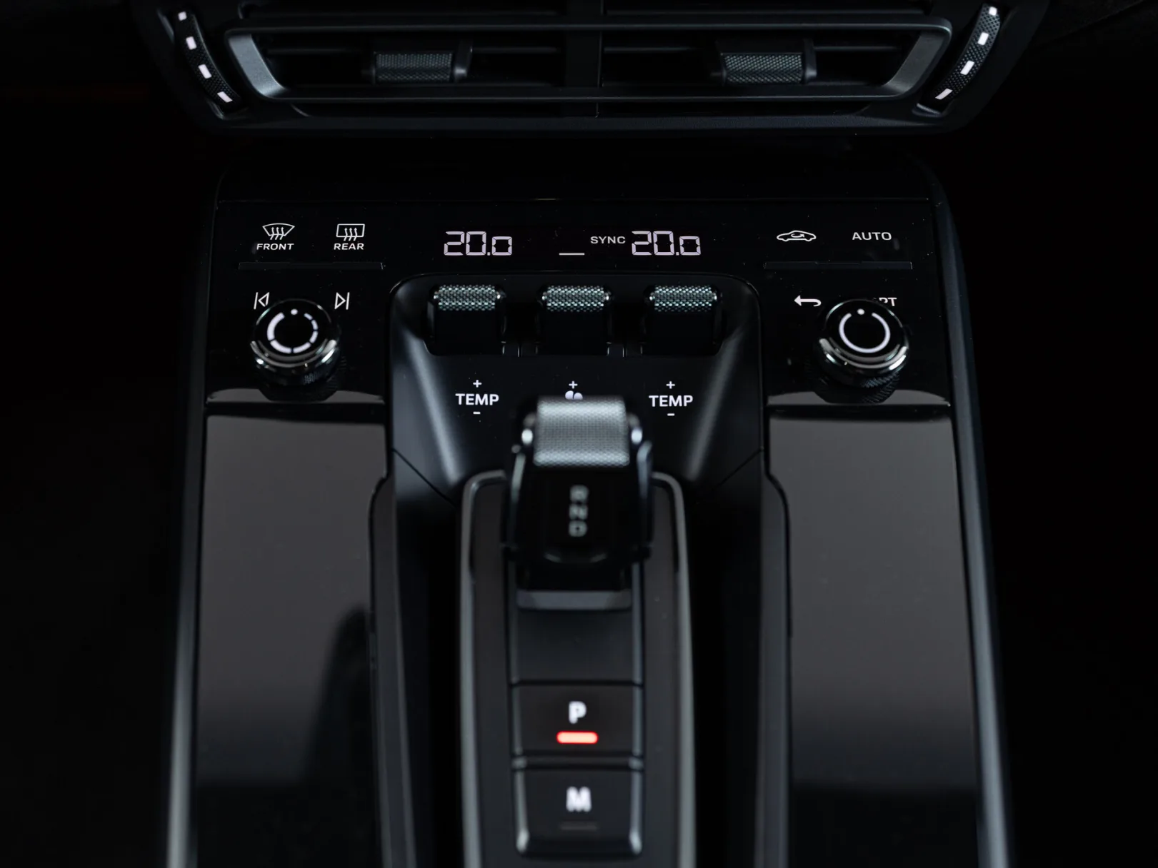 Porsche 911 Carrera 4 GTS VIII (992), 2021 — экстерьер, фото 20