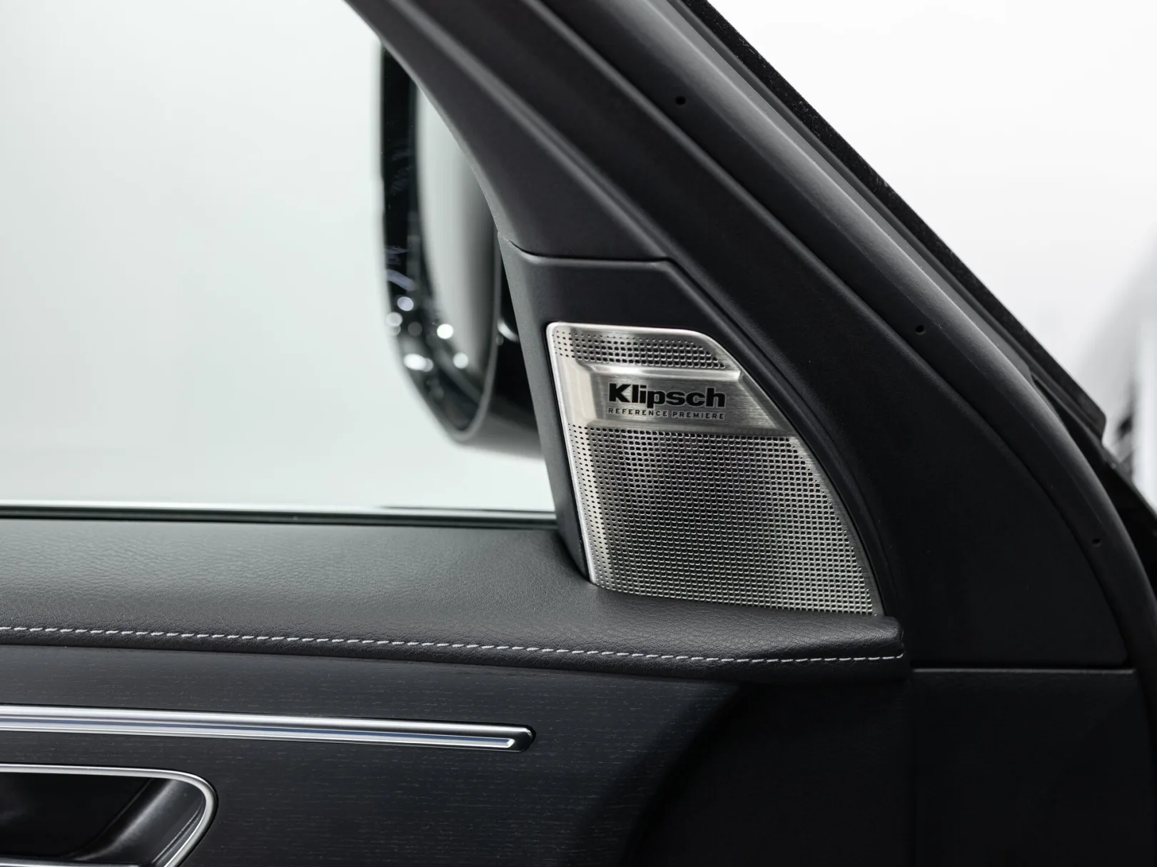 Infiniti QX80 Sensory II, 2026 — экстерьер, фото 9