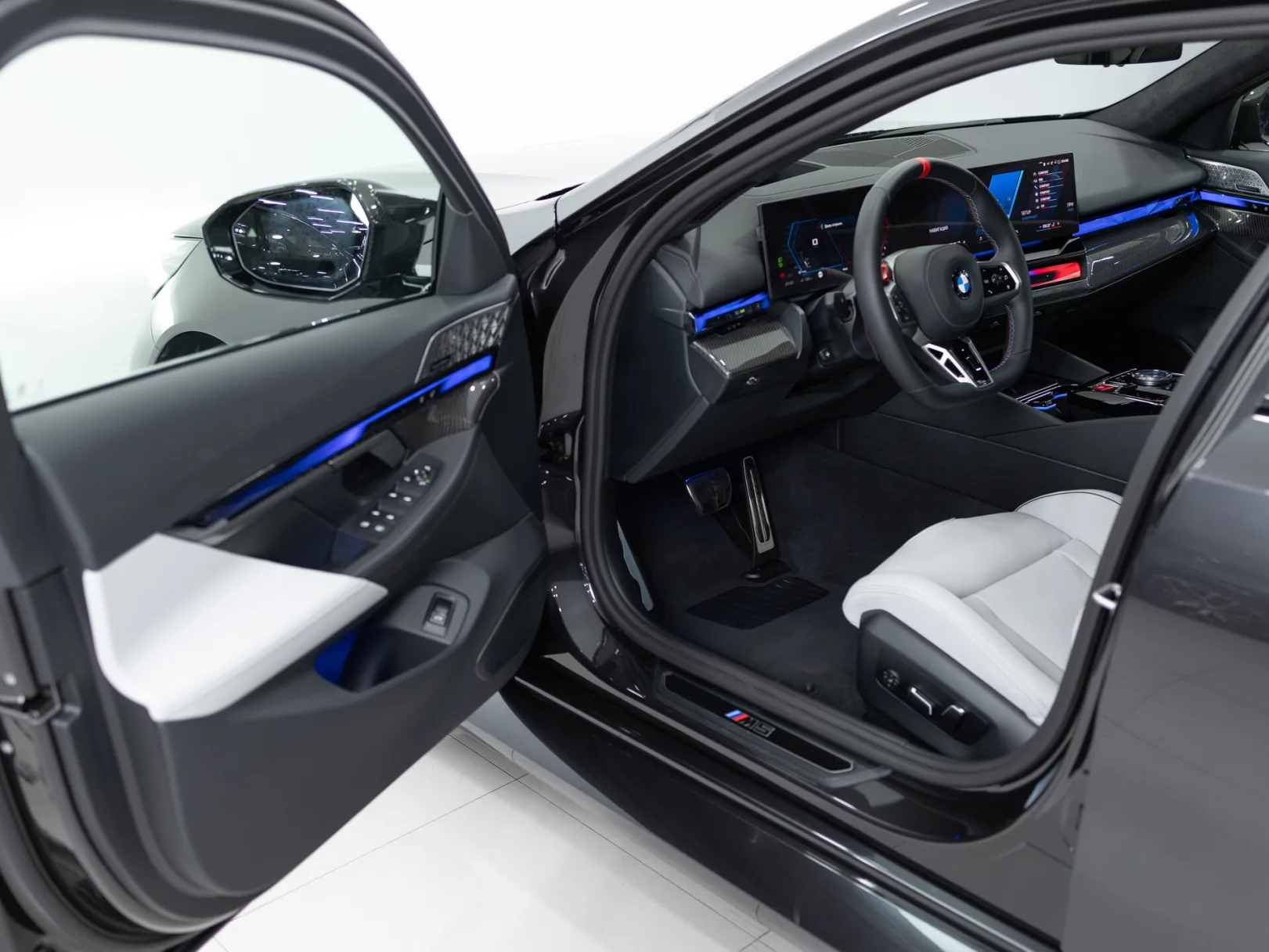 BMW M5 VII (G90), 2024 — экстерьер, фото 7