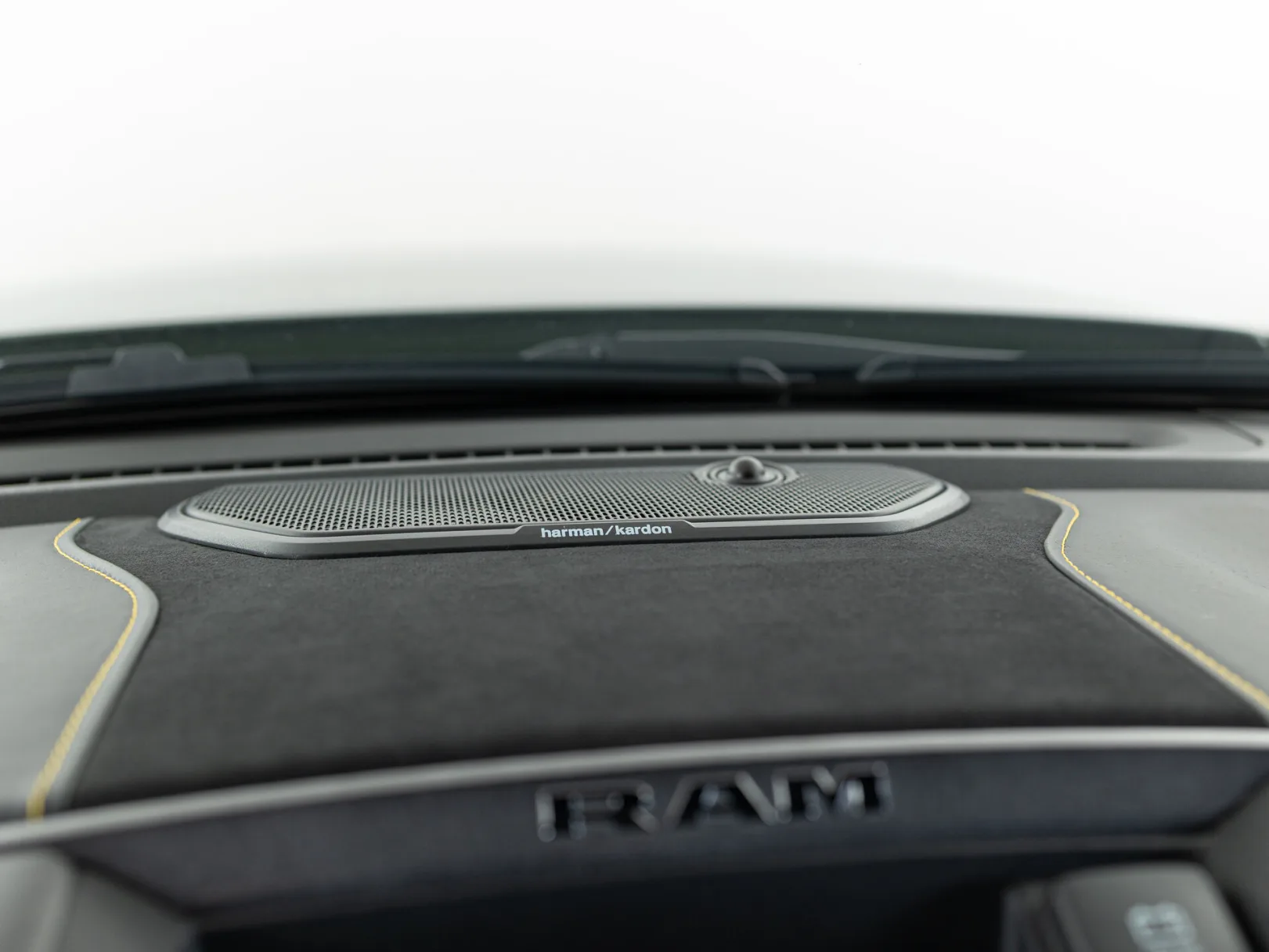 Ram 1500 TRX V, 2023 — экстерьер, фото 21