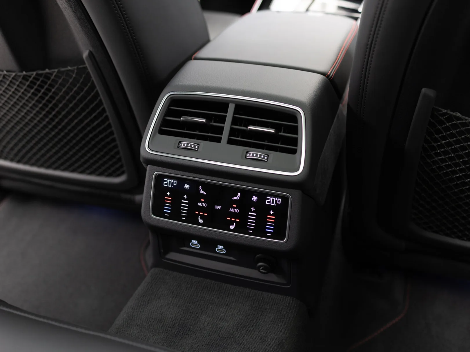 Audi RS 6 RS6 Avant performance IV (C8), 2025 — экстерьер, фото 27