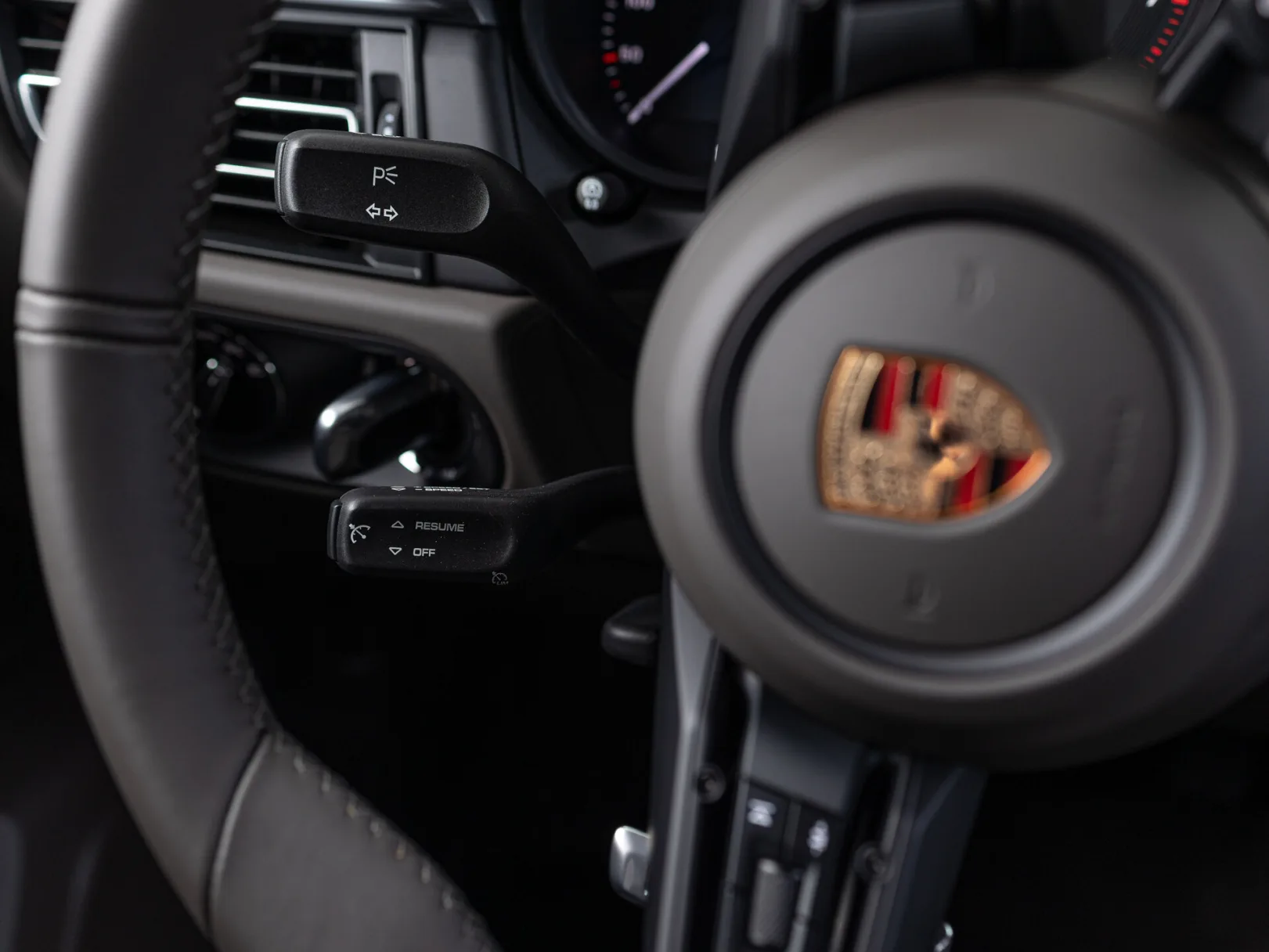 Porsche Macan T I Рестайлинг 2, 2025 — экстерьер, фото 14