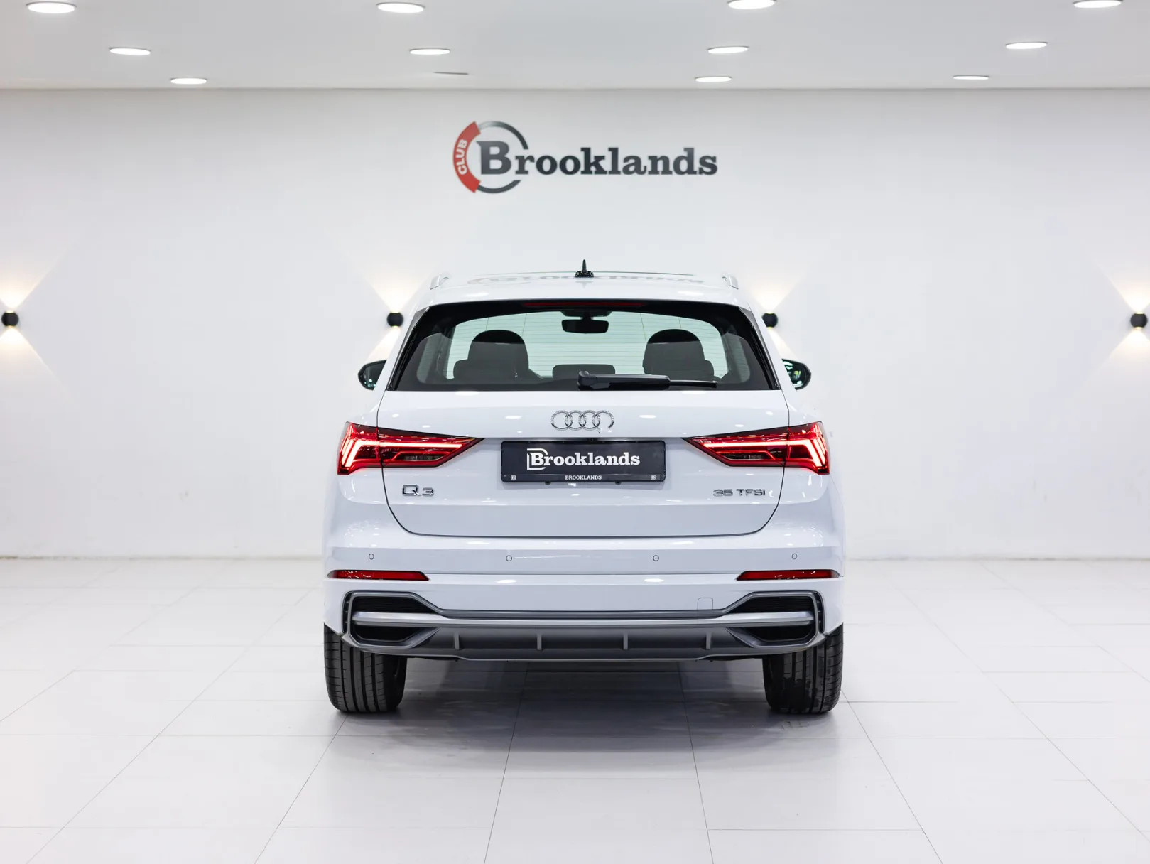 Audi Q3 35 TFSI Aggressive dynamic II (F3), 2023 — экстерьер, фото 5