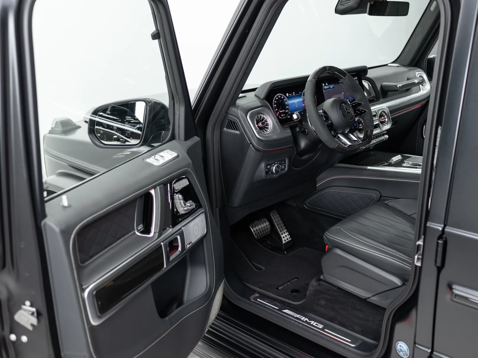 Mercedes-Benz G-Класс AMG G 63 II (W465) Рестайлинг, 2026 — экстерьер, фото 7