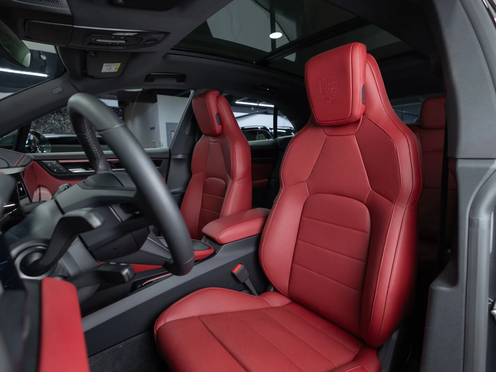 Porsche Macan 4 Electric II, 2025 — экстерьер, фото 11