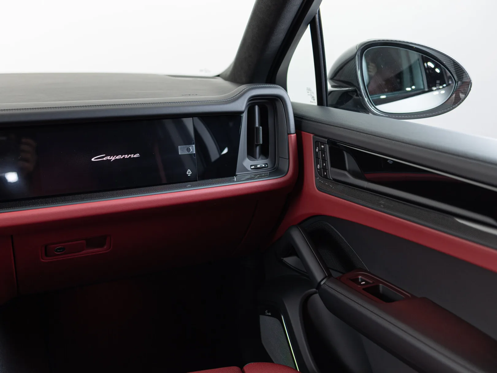 Porsche Cayenne Turbo GT III Рестайлинг, 2025 — экстерьер, фото 20
