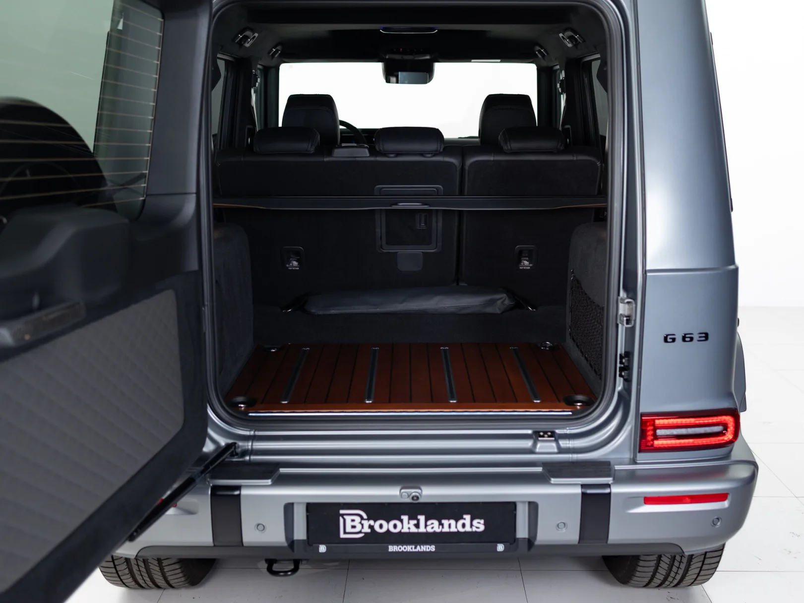 Mercedes-Benz G-Класс AMG G 63 II (W465) Рестайлинг, 2024 — экстерьер, фото 37