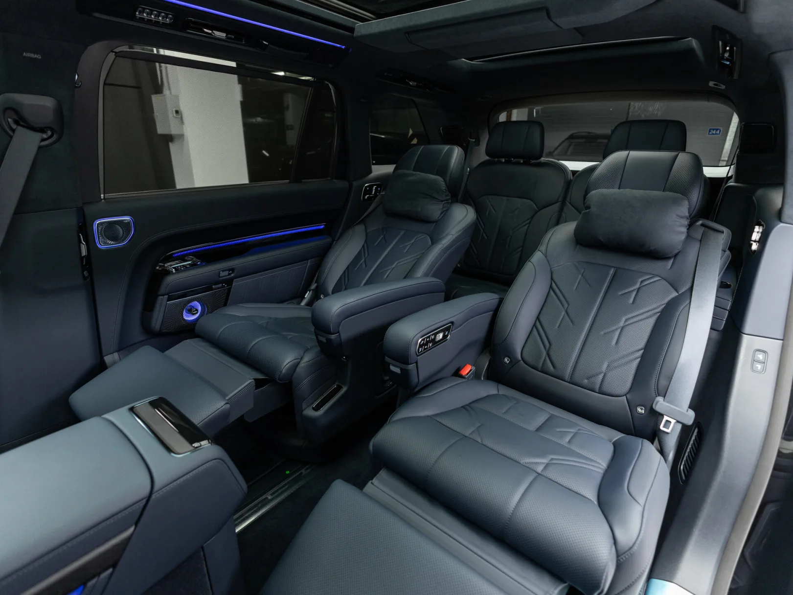 Zeekr 9X Max (6 seats) I, 2026 — экстерьер, фото 30