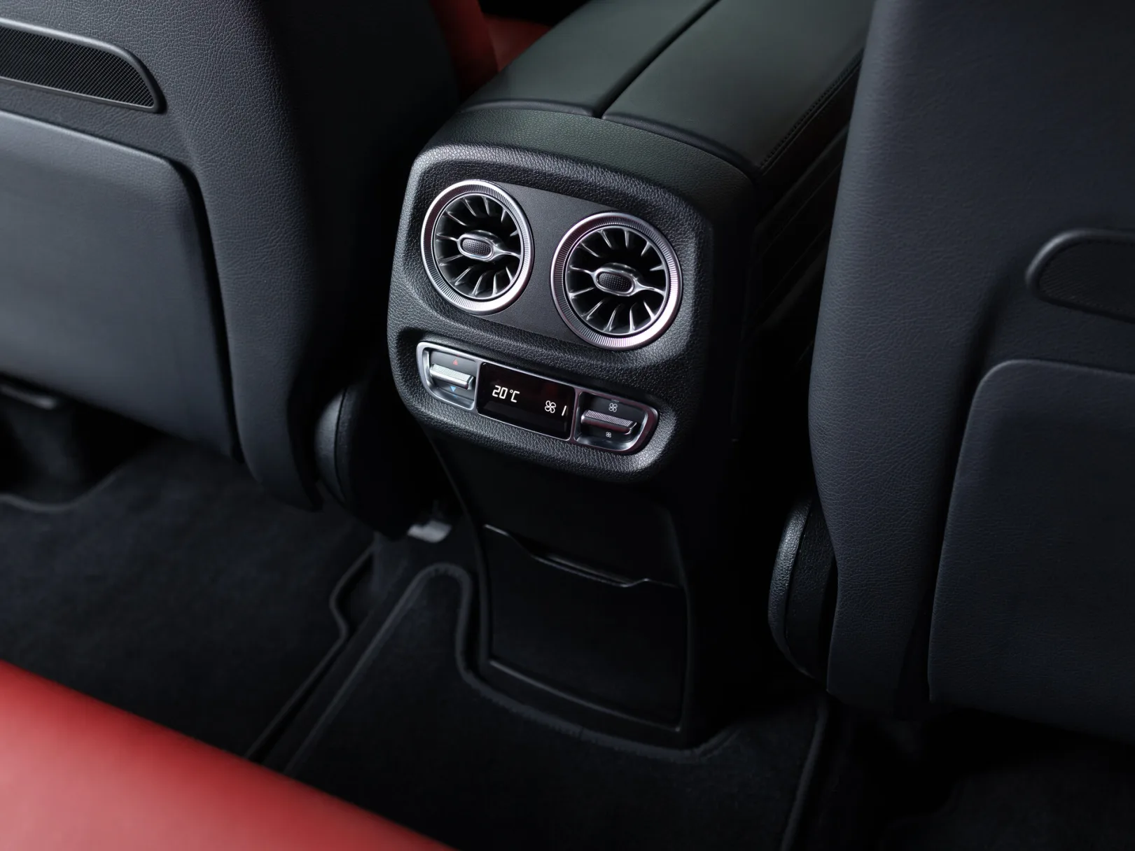Mercedes-Benz G-Класс AMG G 63 II (W463), 2018 — экстерьер, фото 28