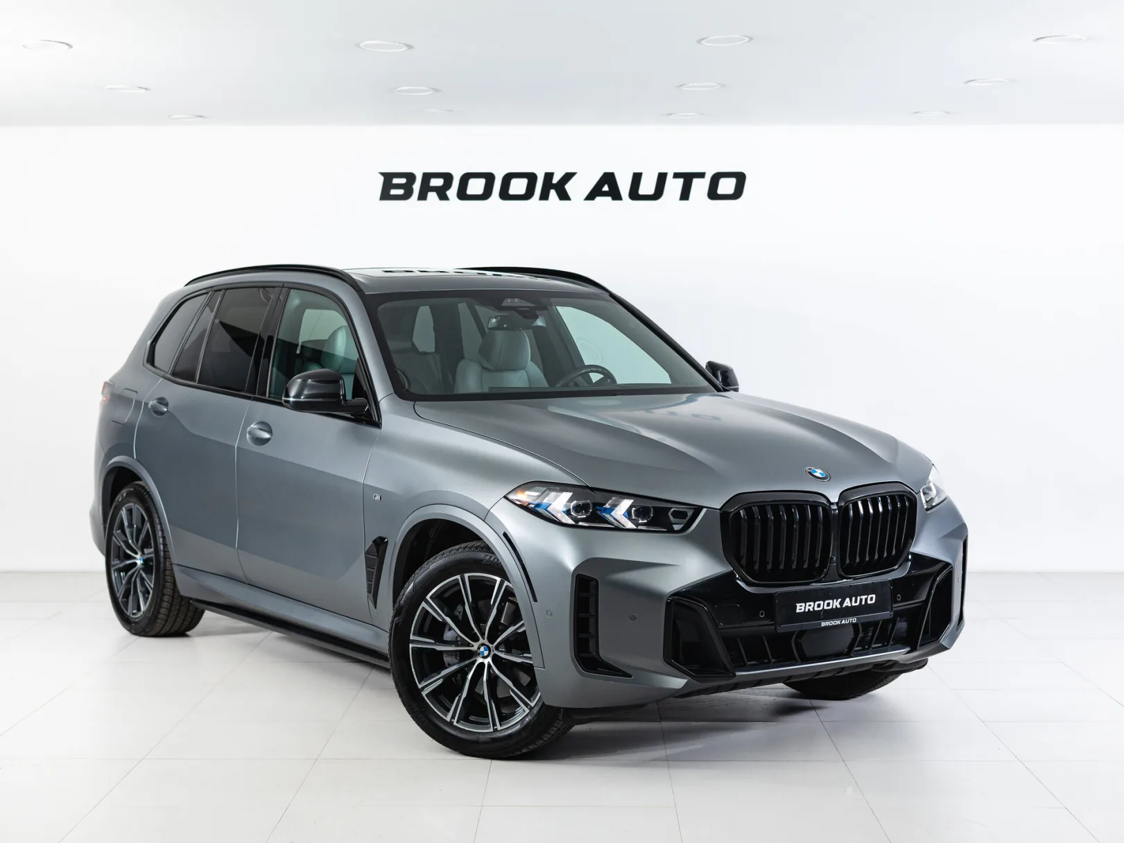 BMW X5 xDrive40i IV (G05/G18) Рестайлинг, 2023 — экстерьер, фото 3