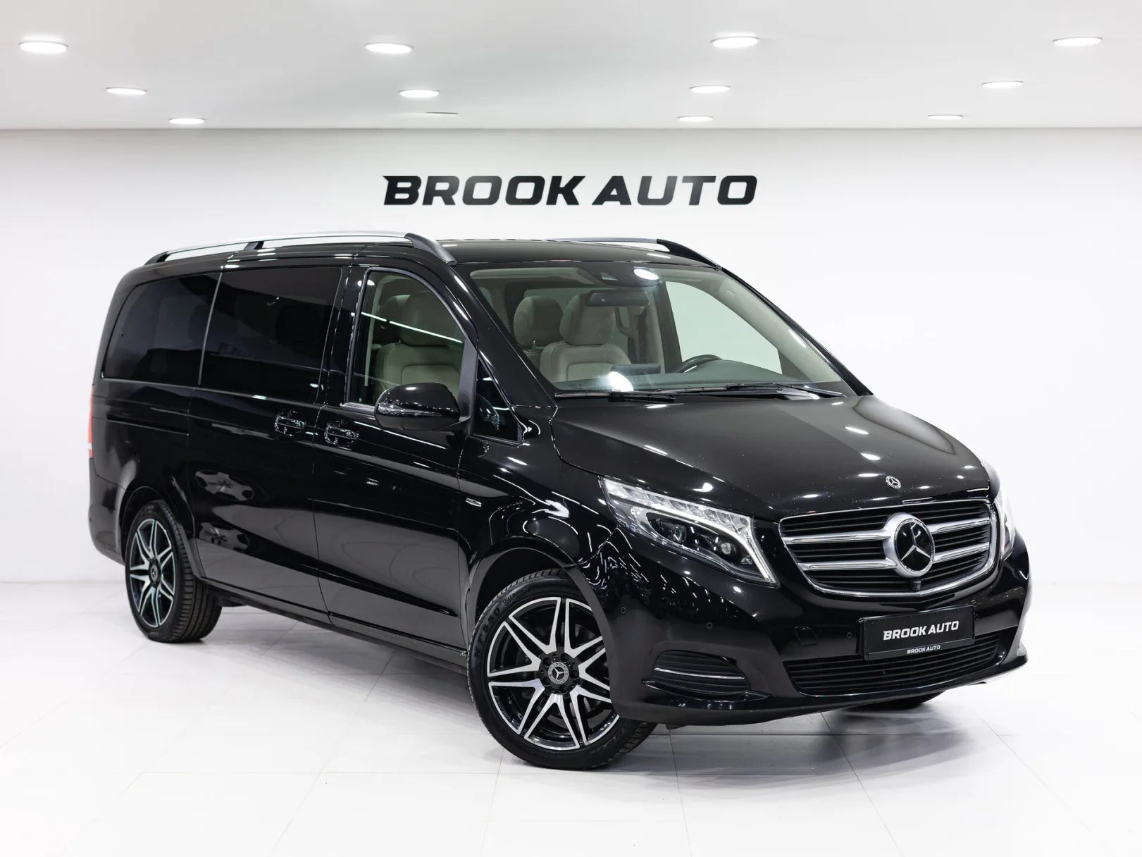 Mercedes-Benz V-Класс III (W447), 2017 — экстерьер, фото 3