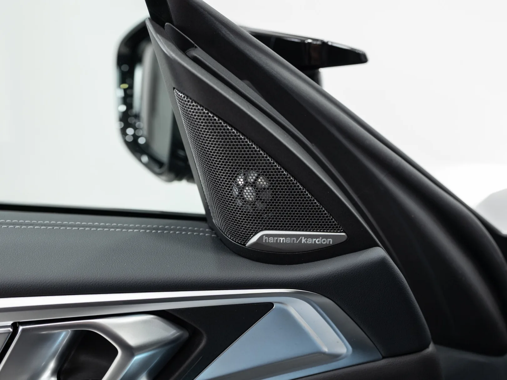 BMW M4 Competition xDrive G82/G83 Рестайлинг, 2025 — экстерьер, фото 10