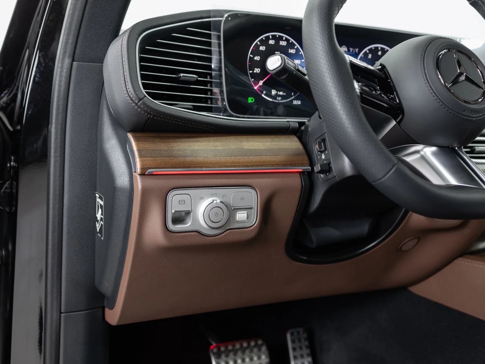 Mercedes-Benz GLS 450 4MATIC II (X167) Рестайлинг, 2025 — экстерьер, фото 14